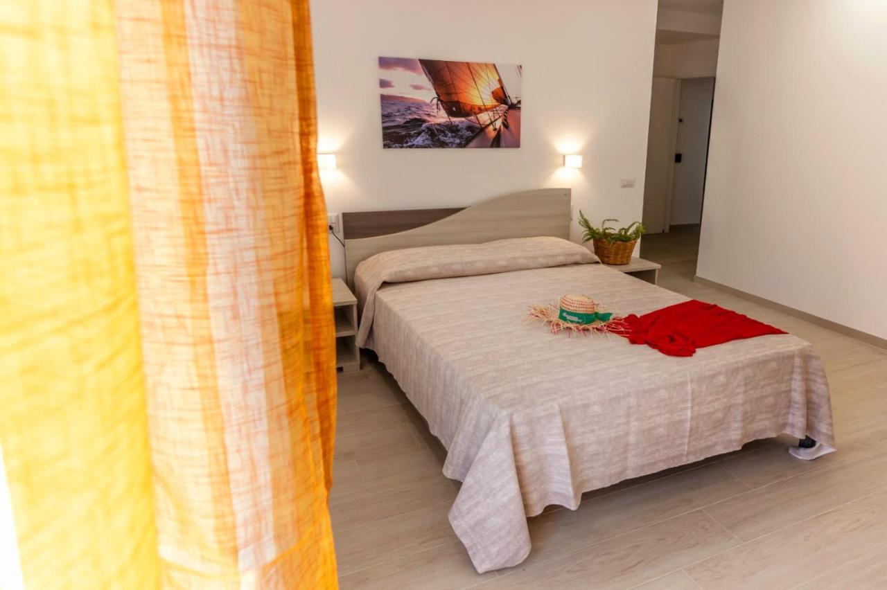 Incanto Di Luna B&B Family Rooms Vieste Exteriör bild
