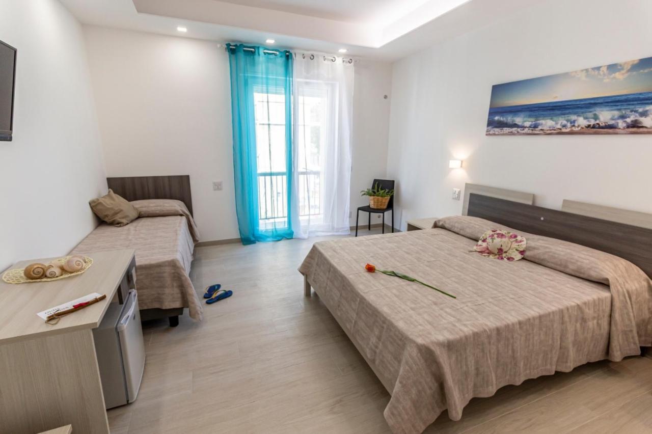 Incanto Di Luna B&B Family Rooms Vieste Exteriör bild